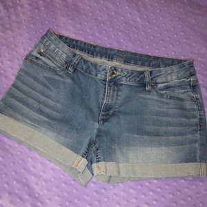A.n.a Jean Shorts